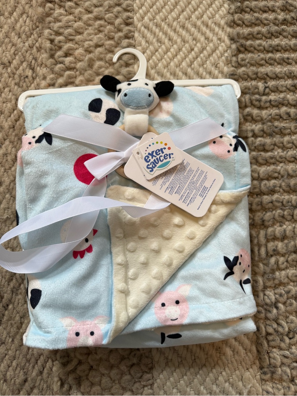 EkeraSauer Plush farm animals Baby Blanket - Light Blue cream rattle wooden nwt